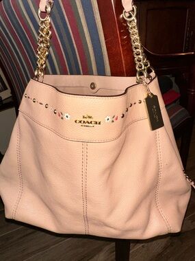 COACH LEXY CHAIN SHOULDER BAG WITH FLORAL TOOLING